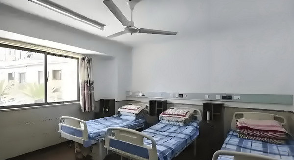 深户积分落户还差10分怎么办_专访导演饶晓志：对《万里归途》满意和骄傲 晓志对万里要嫁来只需接过