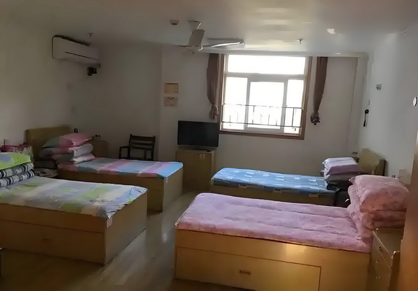 深圳毕业生预约入户_偶遇何猷君穿两年前的增高鞋，奚梦瑶外八严重 边的等服浴、增高鞋